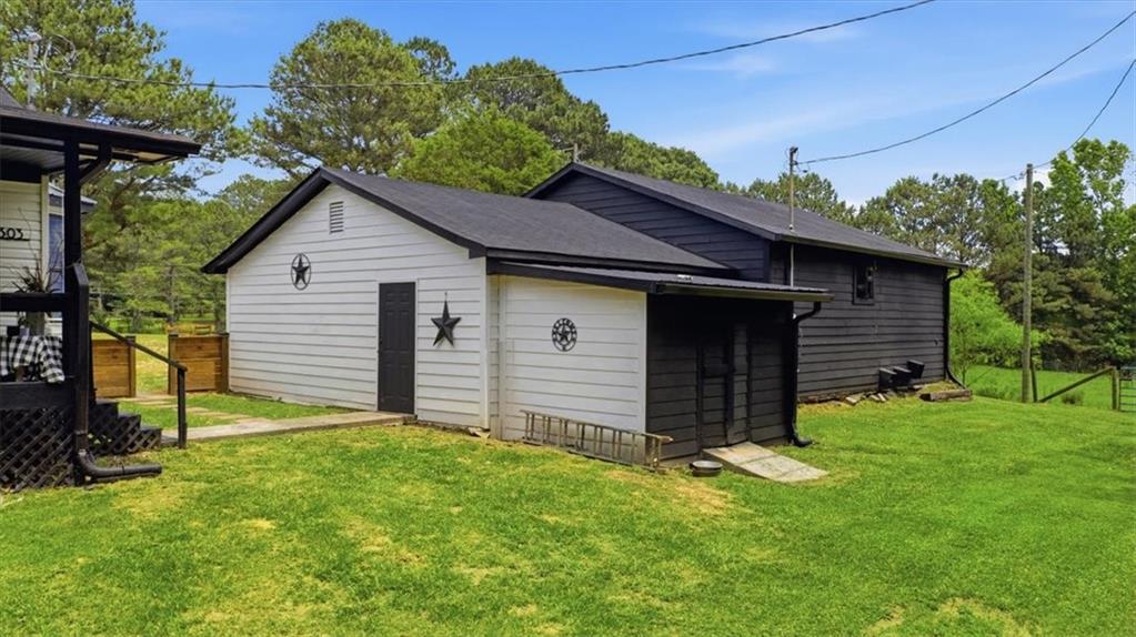 303 Mt View Buchanan, GA 30113 - Photo 29 of 31
