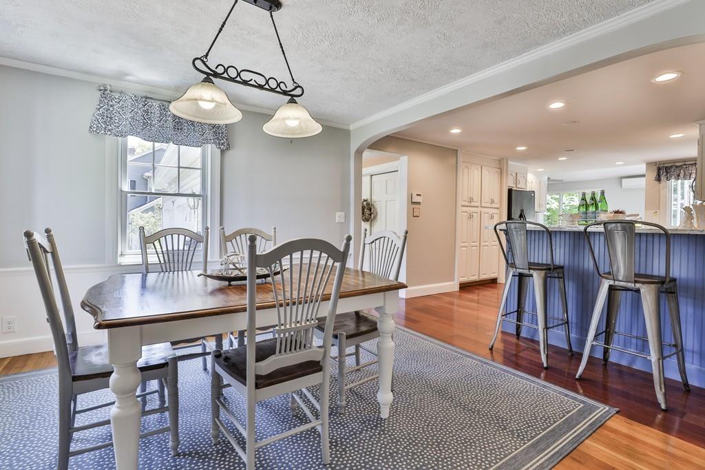7 Williams Road Lynnfield, MA 01940 - Photo 8 of 42 Gallery Image 8