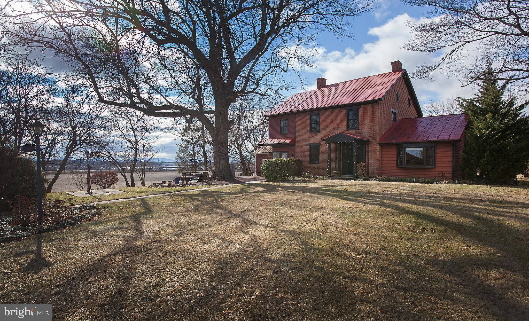 309 Country Club Road Carlisle, PA 17015 - Photo 1 of 111 Gallery Image 1