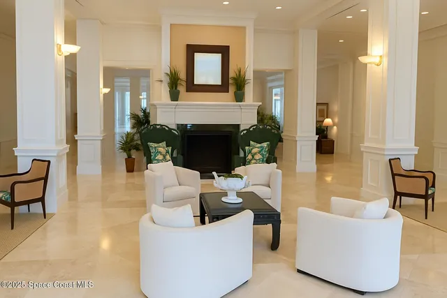 $429,900 | 1510 Oak Harbor Boulevard, Unit 208, Vero Beach, FL 32967