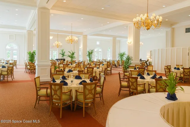 $429,900 | 1510 Oak Harbor Boulevard, Unit 208, Vero Beach, FL 32967