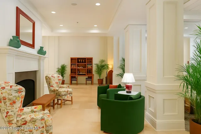 $429,900 | 1510 Oak Harbor Boulevard, Unit 208, Vero Beach, FL 32967