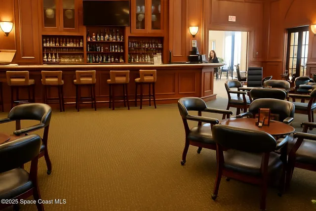 $429,900 | 1510 Oak Harbor Boulevard, Unit 208, Vero Beach, FL 32967