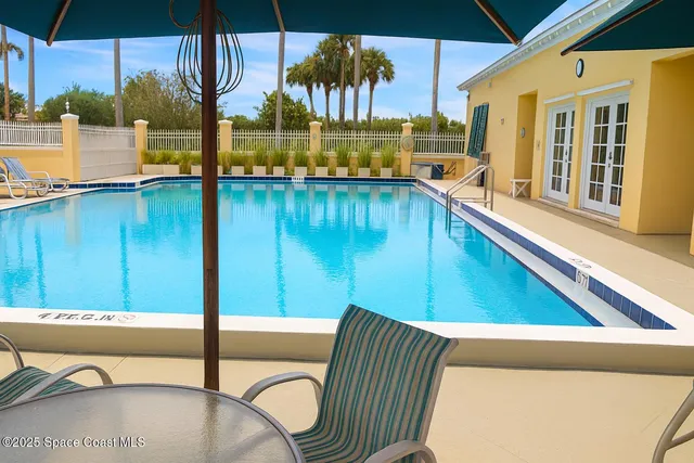 $429,900 | 1510 Oak Harbor Boulevard, Unit 208, Vero Beach, FL 32967