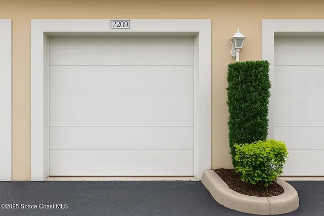 $429,900 | 1510 Oak Harbor Boulevard, Unit 208, Vero Beach, FL 32967