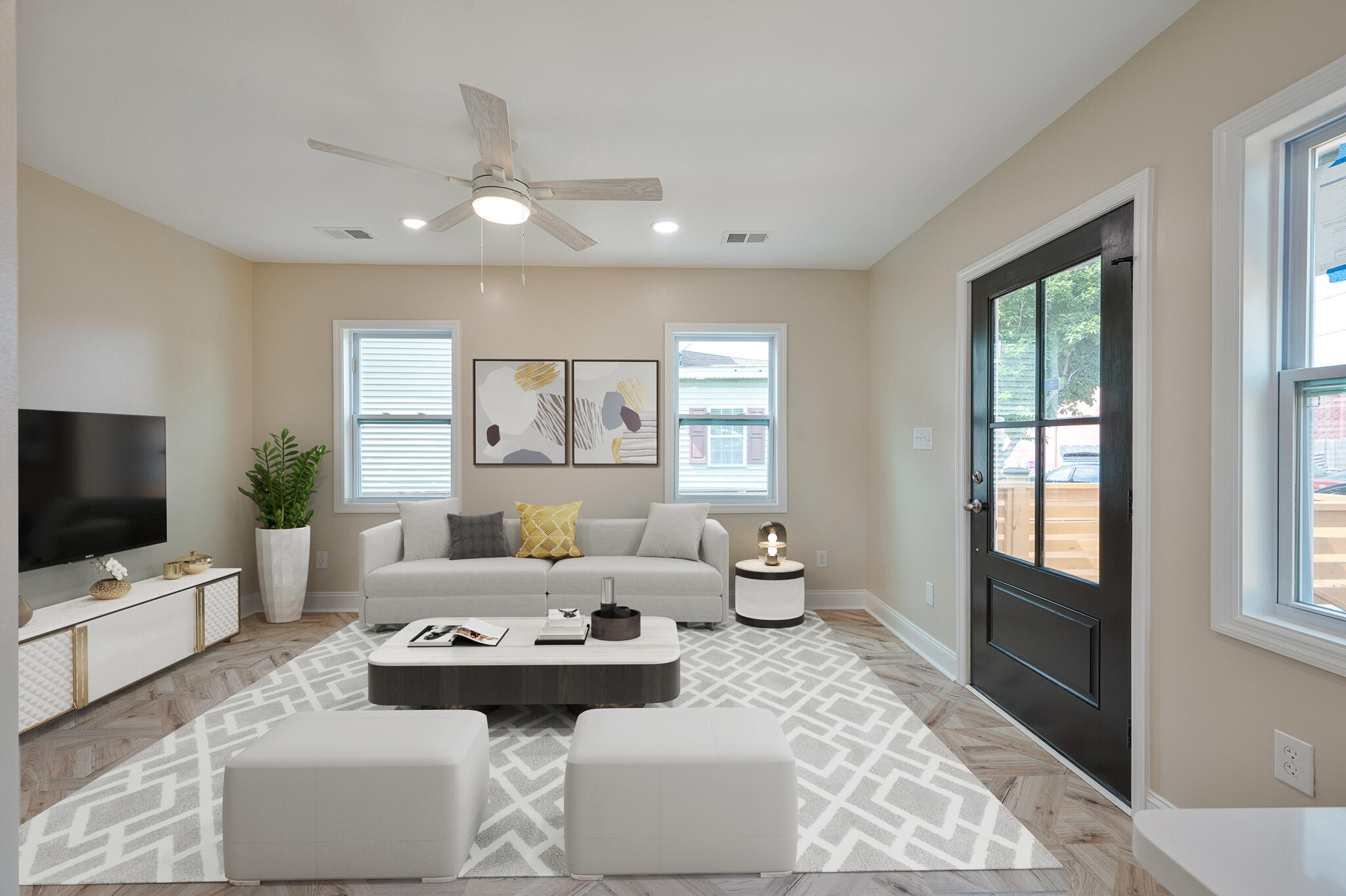1405 Holt Street Charleston, SC 29403 - Photo 5 of 16 Living Room_final