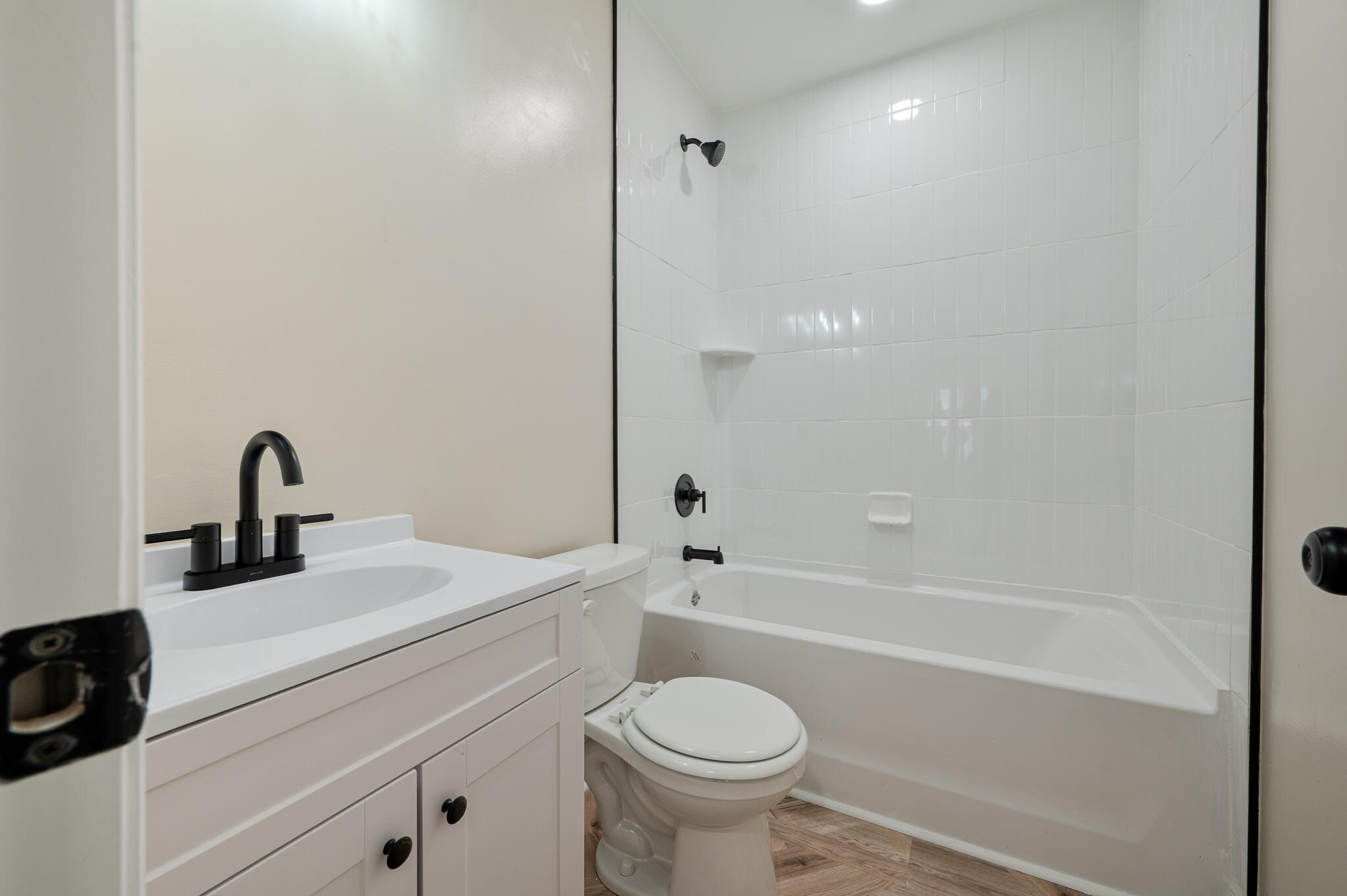 1405 Holt Street Charleston, SC 29403 - Photo 10 of 16 MOD_6541-Edit