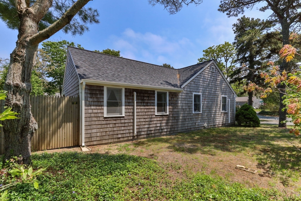7 Aunt Matties Road Chatham, MA 02633 - Photo 28 of 38