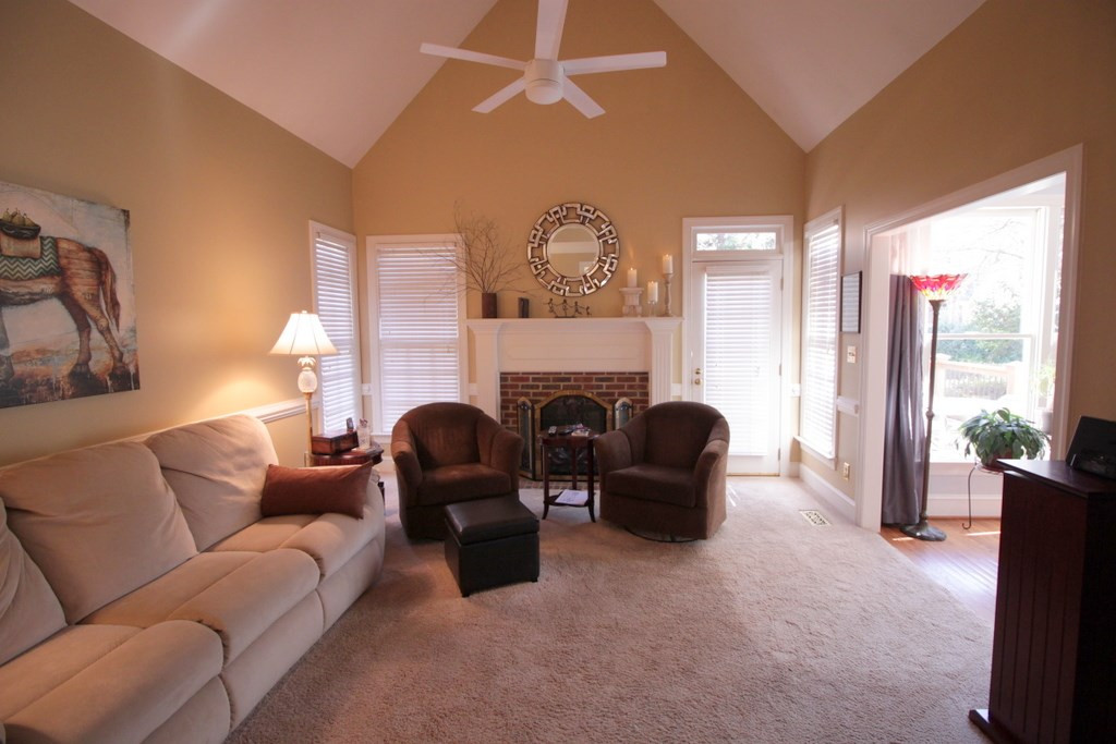 2804 Leeds Place Raleigh, NC 27613 - Photo 4 of 20 Photo 4