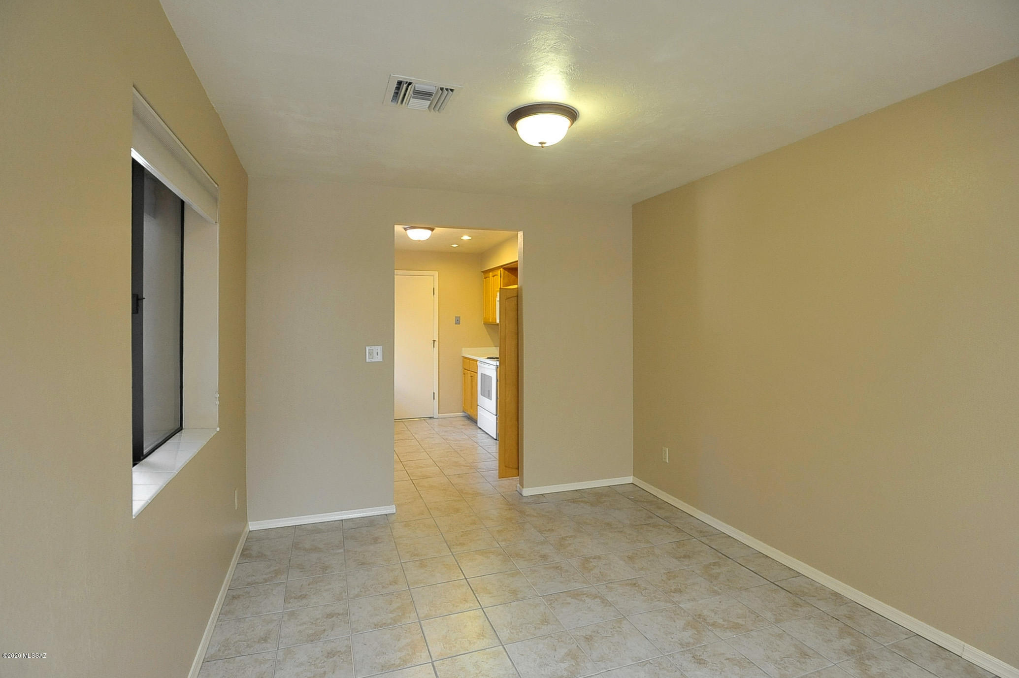 4234 East Presidio Road Tucson, AZ 85712 - Photo 5 of 19