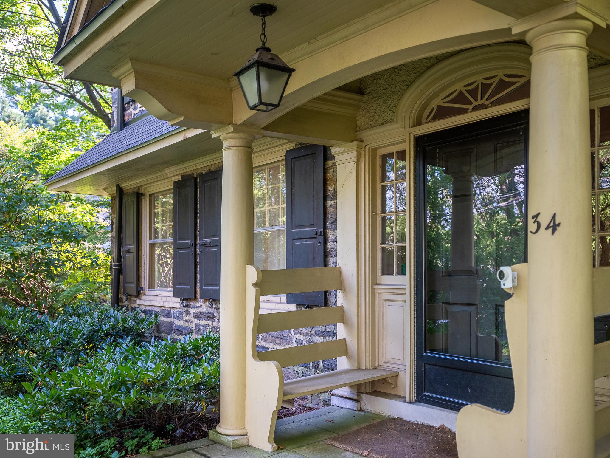 34 Llanberris Road Bala Cynwyd, PA 19004 - Photo 2 of 27