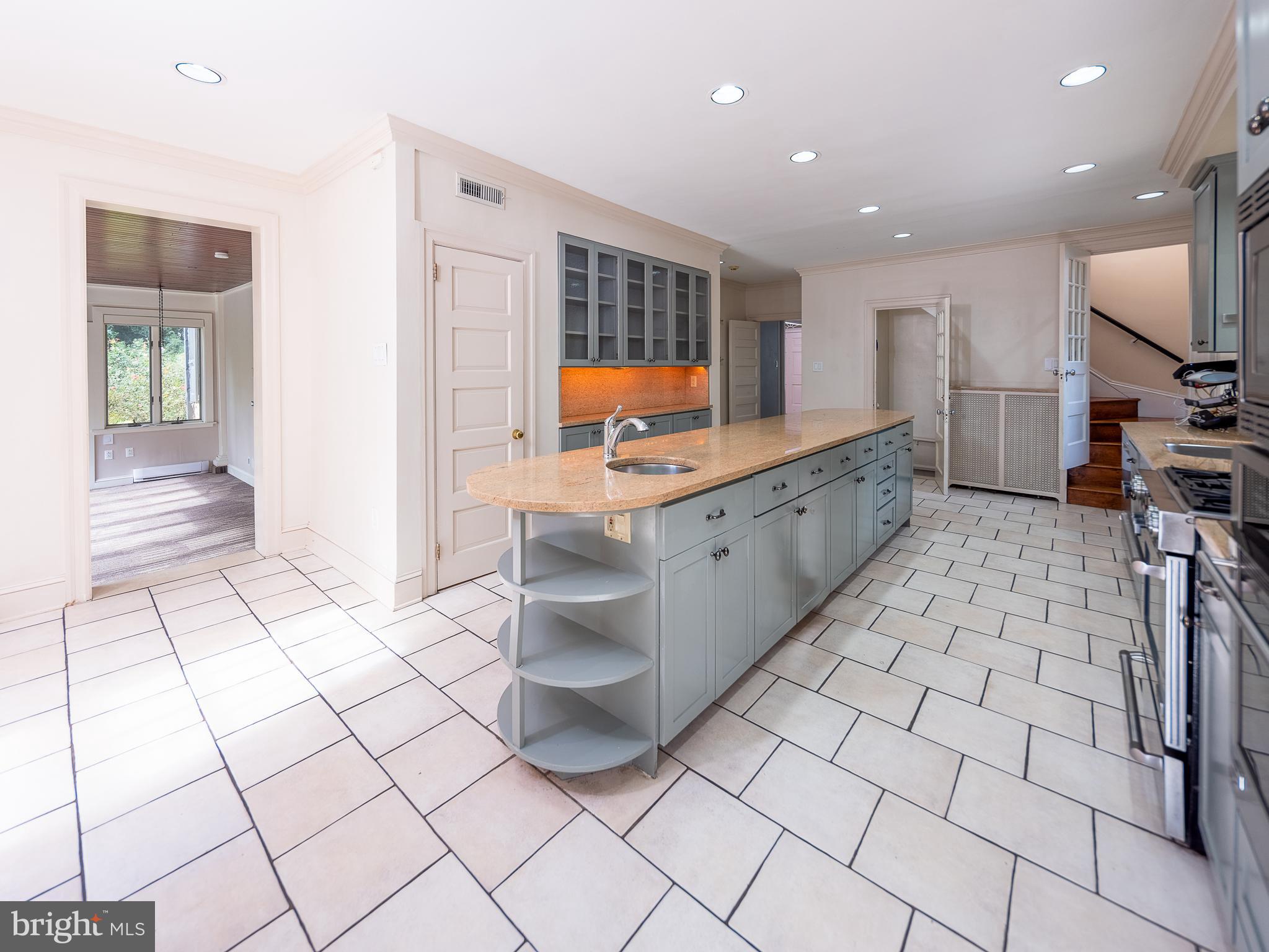 34 Llanberris Road Bala Cynwyd, PA 19004 - Photo 13 of 27