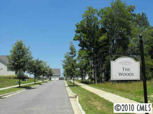 13425 Pierre Reverdy Drive, Unit 102 Davidson, NC 28036 - Photo 7 of 11 Gallery Image 7