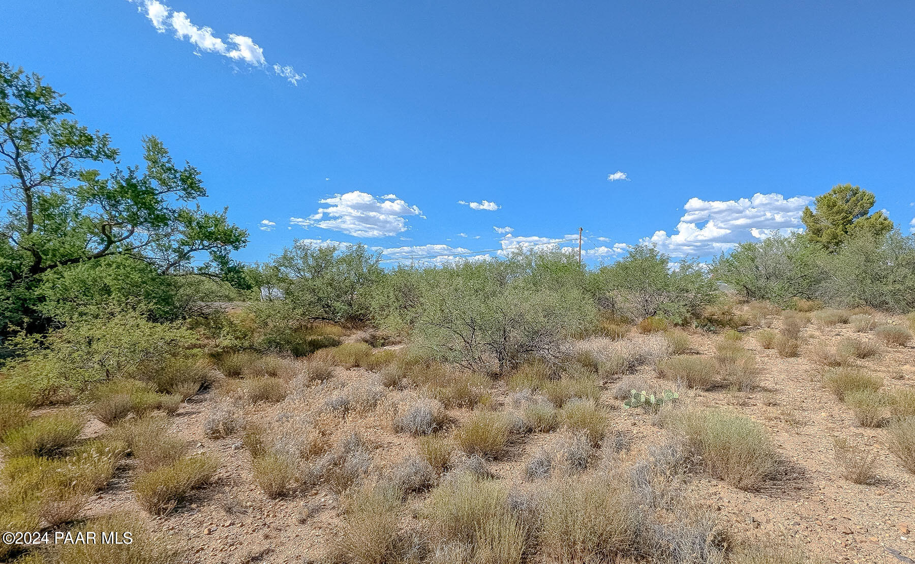 20265 East Lakeside Road Mayer, AZ 86333 - Photo 20 of 20 a view of a city