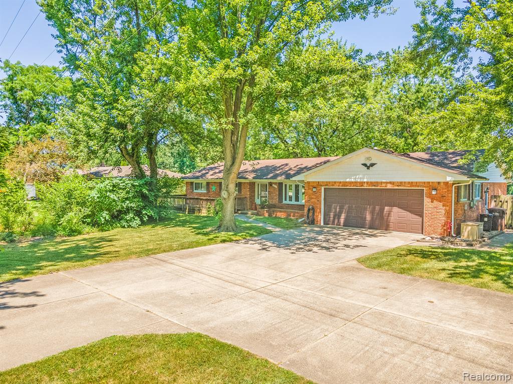 18805 Savage Road Belleville, MI 48111 - Photo 25 of 38