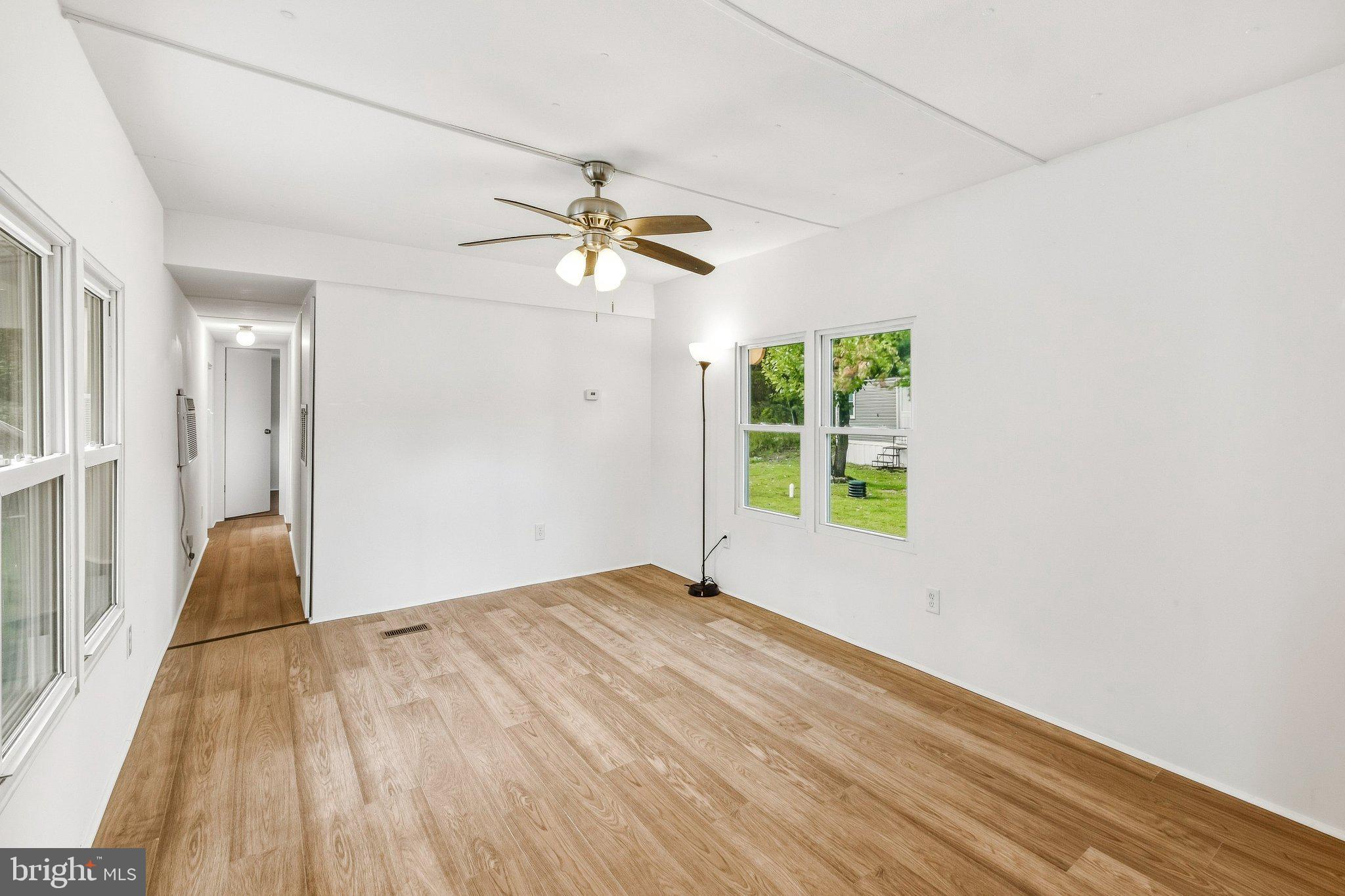 1762 Crown Point Road, Unit 2310 Thorofare, NJ 08086 - Photo 8 of 21 Living room