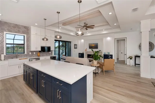 $575,000 | 11 Pinehurst Court, Rotonda West, FL 33947