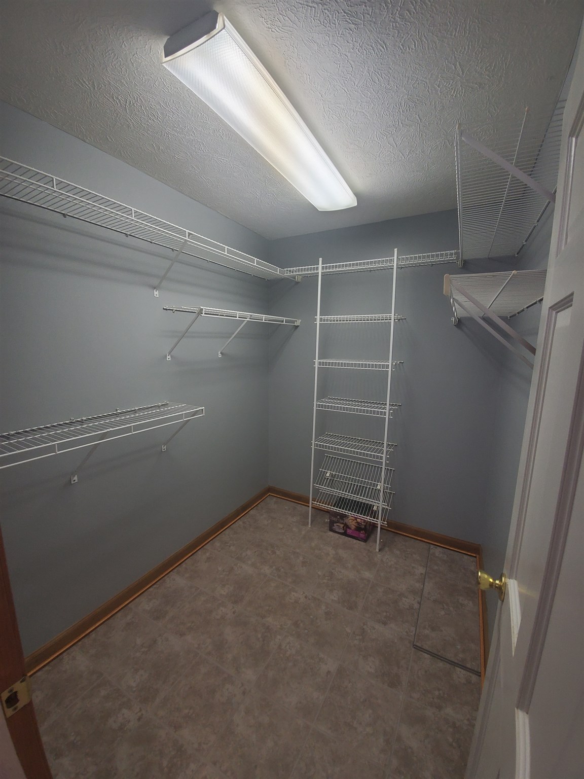 8499 West Elwren Road Bloomington, IN 47403 - Photo 24 of 32 Gallery Image 24