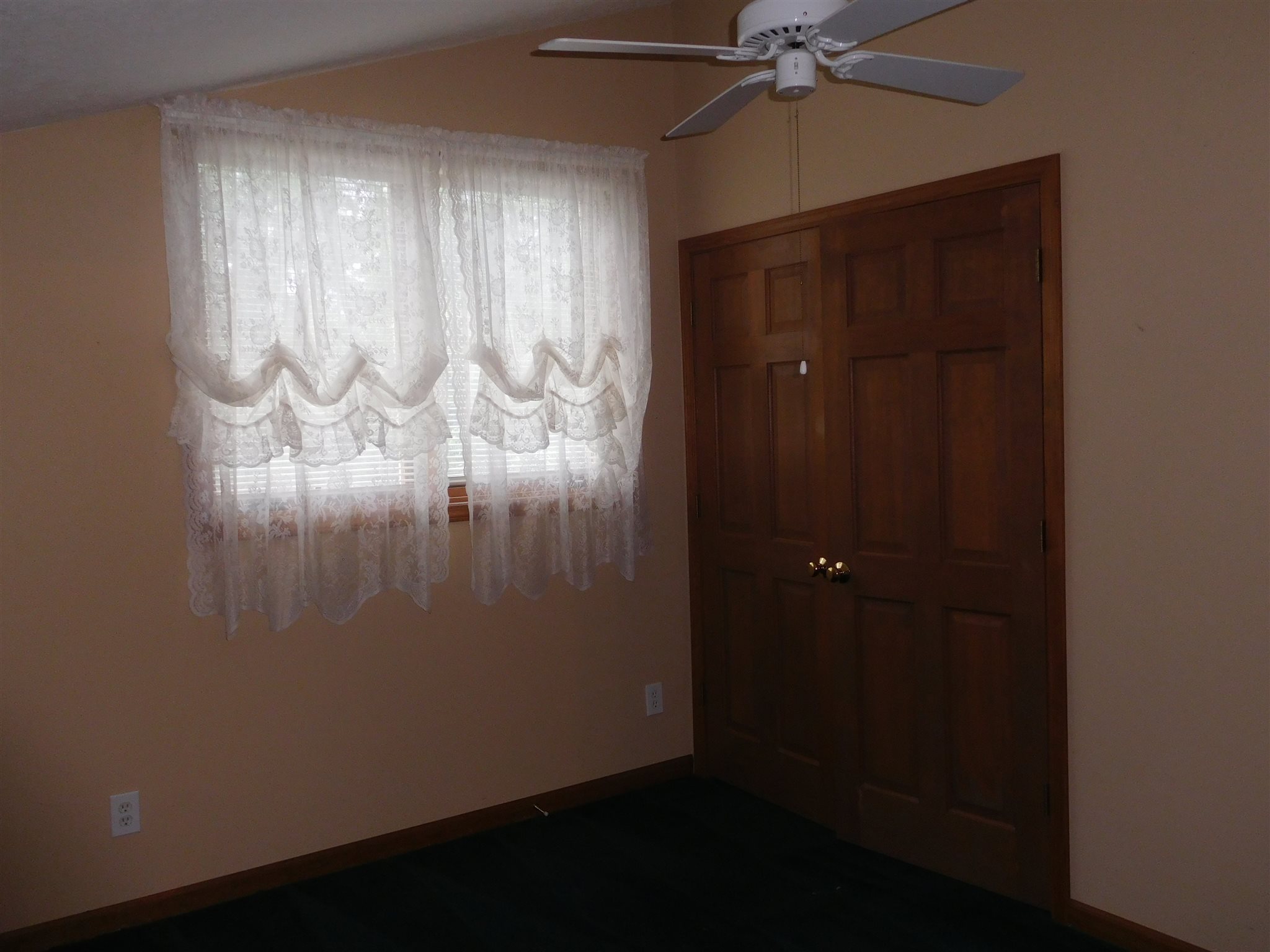 8499 West Elwren Road Bloomington, IN 47403 - Photo 27 of 32 Gallery Image 27
