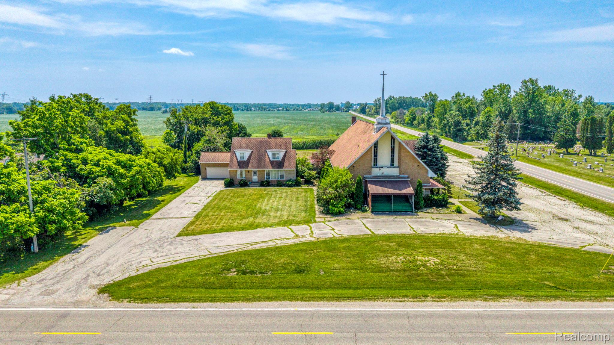 9735 Dolan Road Columbus, MI 48063 - Photo 5 of 63 21-web-or-mls-Dolan Exterior (4 of 21).jpg