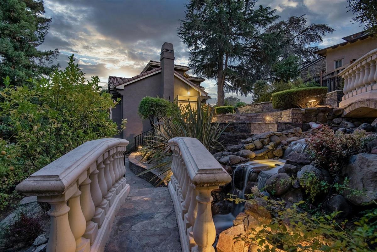 22561 Ricardo Road Cupertino, CA 95014 - Photo 14 of 57 Gallery Image 14