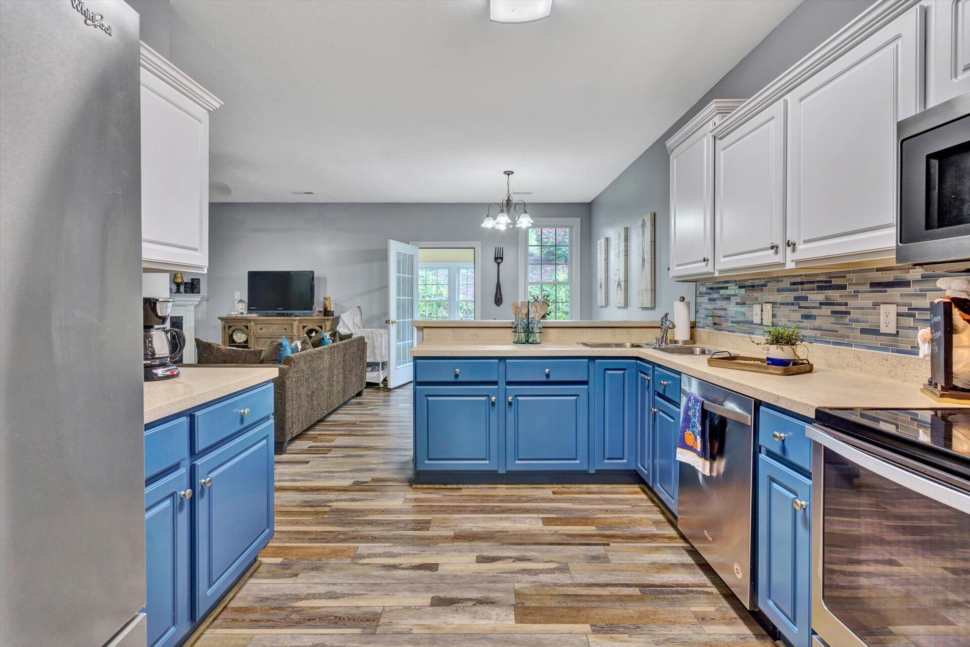 1217 Mountain View Road Vinton, VA 24179 - Photo 10 of 31 a large kitchen with stainless steel appliances and cabinets