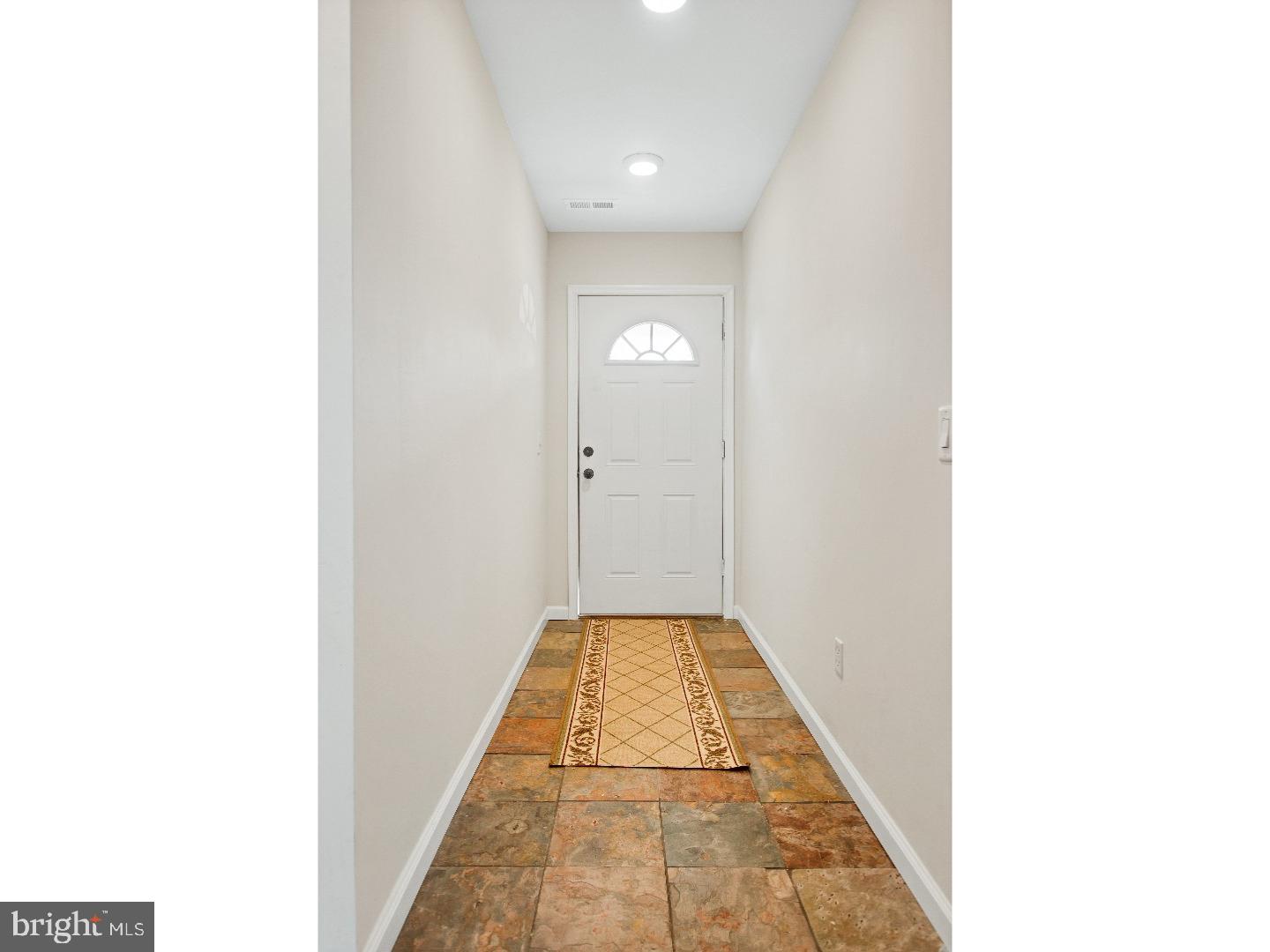 12 Grapevine Road Levittown, PA 19057 - Photo 22 of 24