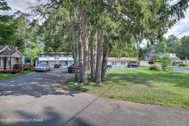 $1,950,000 | 2413 Route 390 Canadensis Pa, Canadensis, PA 18325