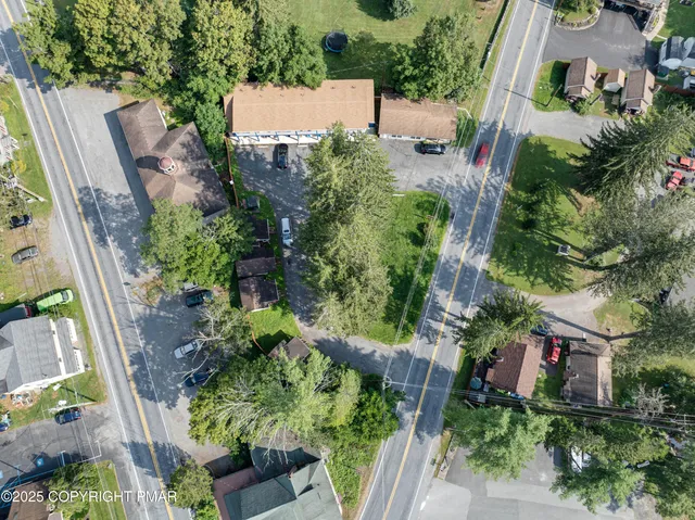 $1,950,000 | 2413 Route 390 Canadensis Pa, Canadensis, PA 18325