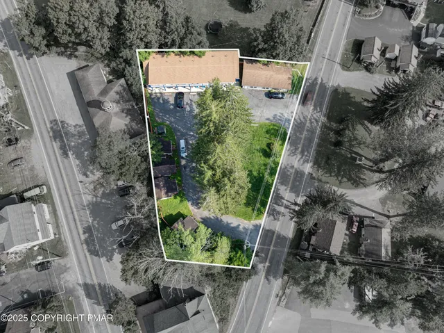 $1,950,000 | 2413 Route 390 Canadensis Pa, Canadensis, PA 18325