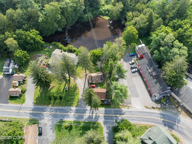 $1,950,000 | 2413 Route 390 Canadensis Pa, Canadensis, PA 18325