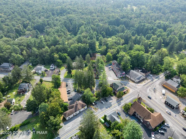 $1,950,000 | 2413 Route 390 Canadensis Pa, Canadensis, PA 18325