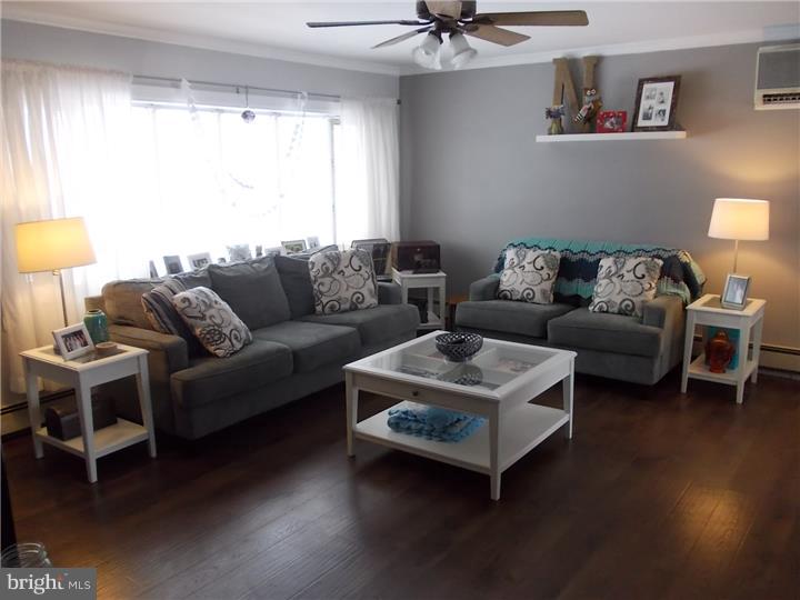 56 Quiet Road Levittown, PA 19057 - Photo 7 of 17 Living Room