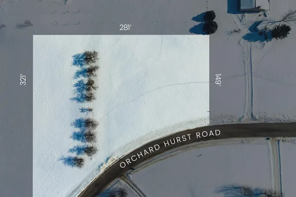 $39,900 | 4161 Orchard Hurst Drive, Eau Claire, MI 49111