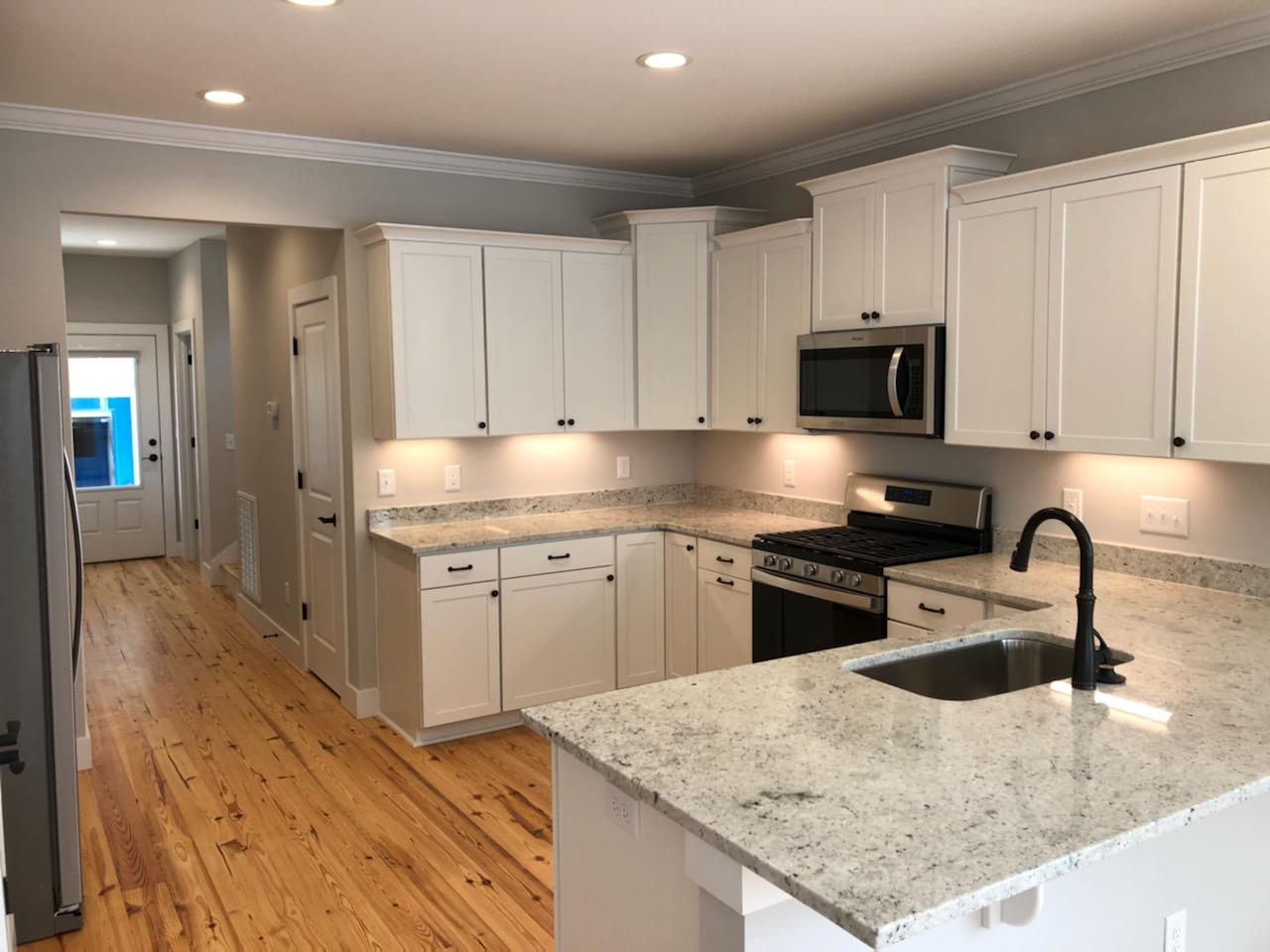 295 Manning Square Southern Pines, NC 28387 - Photo 2 of 4 kitchen