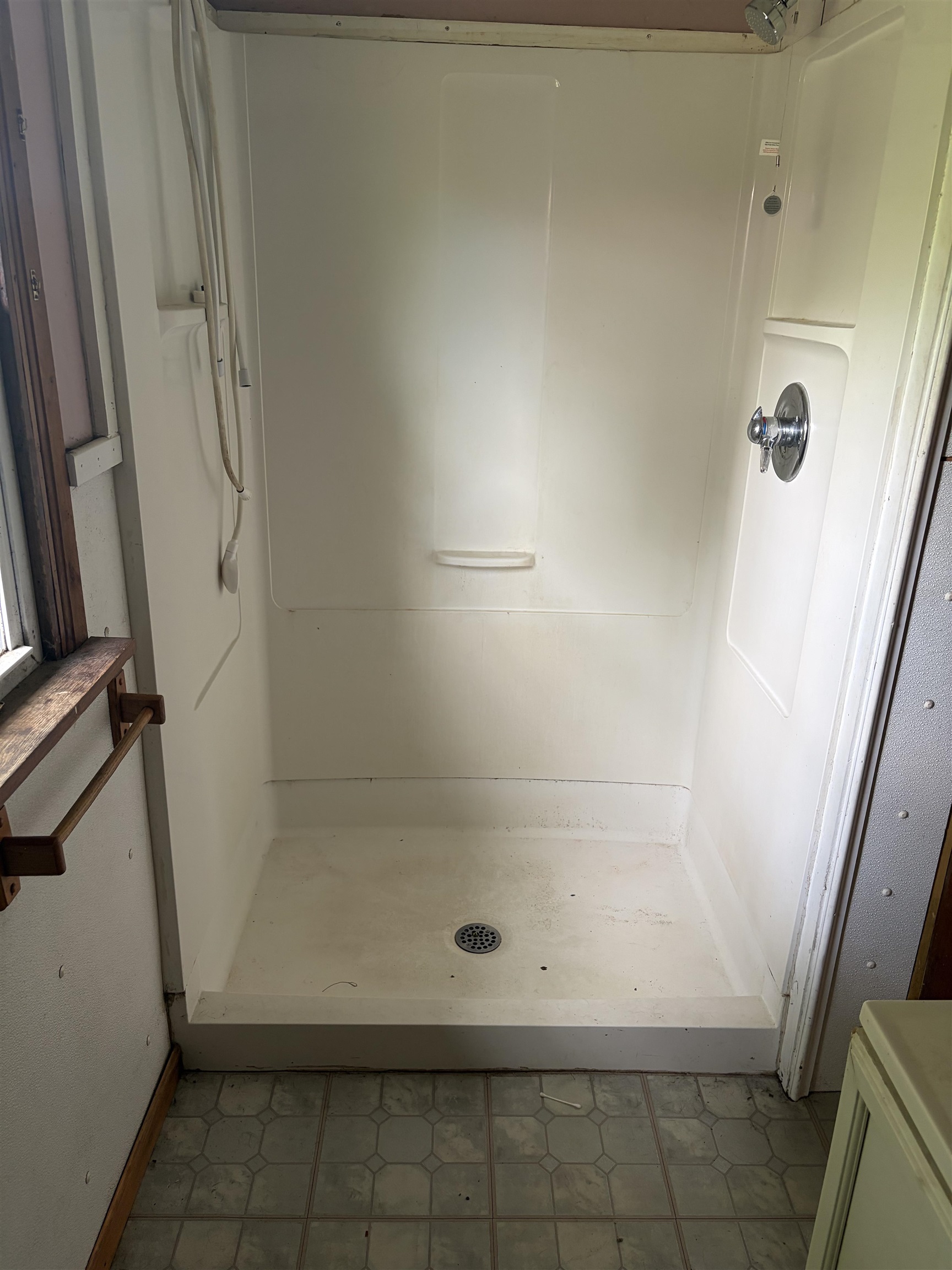 190 Leavitt Road Belmont, NH 03220 - Photo 8 of 14 Gallery Image 8