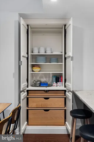 $3,850 | 130 South 18th Street, Unit 402, Philadelphia, PA 19103