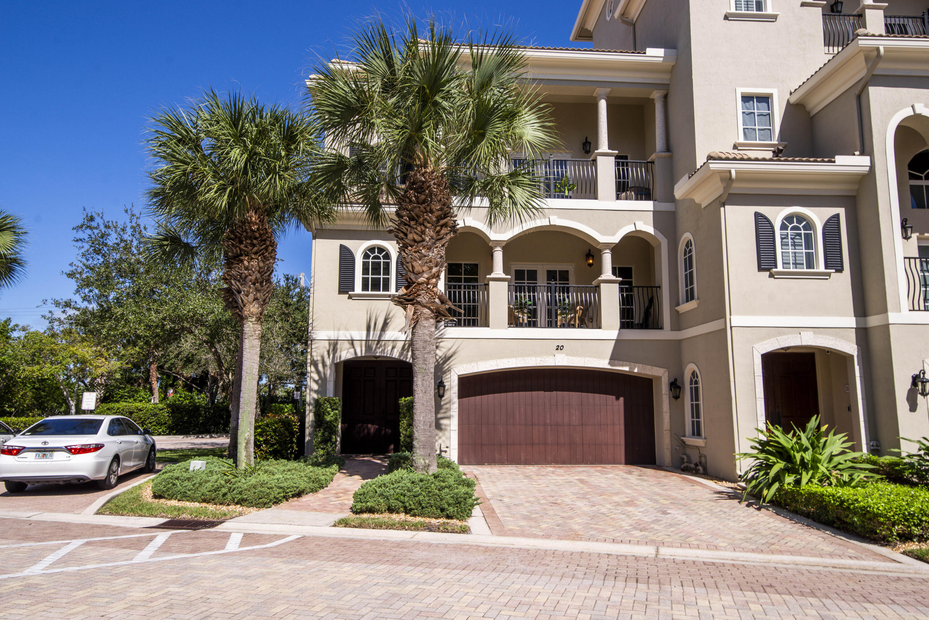 127 Tierra Lane, Unit 20 Jupiter, FL 33477 - Photo 3 of 42 _IMG6918