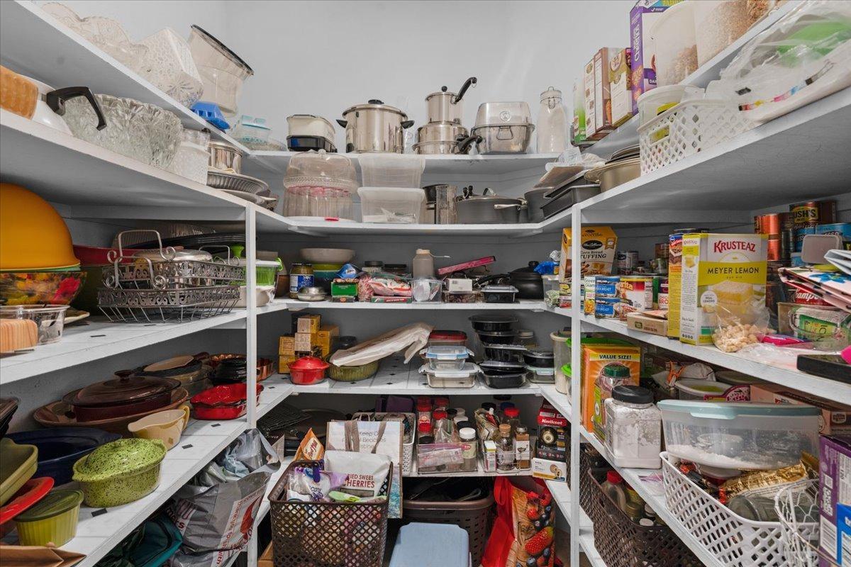 2881 Indianapolis Avenue Clovis, CA 93611 - Photo 45 of 76