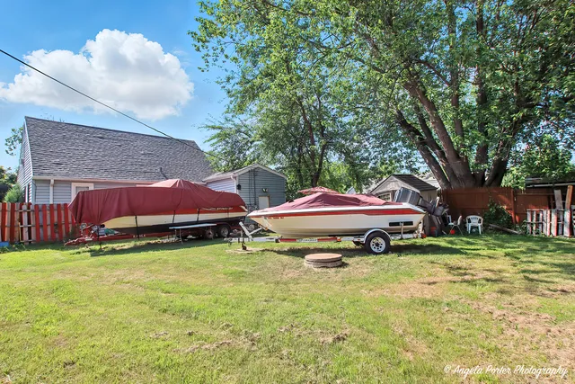 $1,800 | 37319 Granada Boulevard, Lake Villa, IL 60046