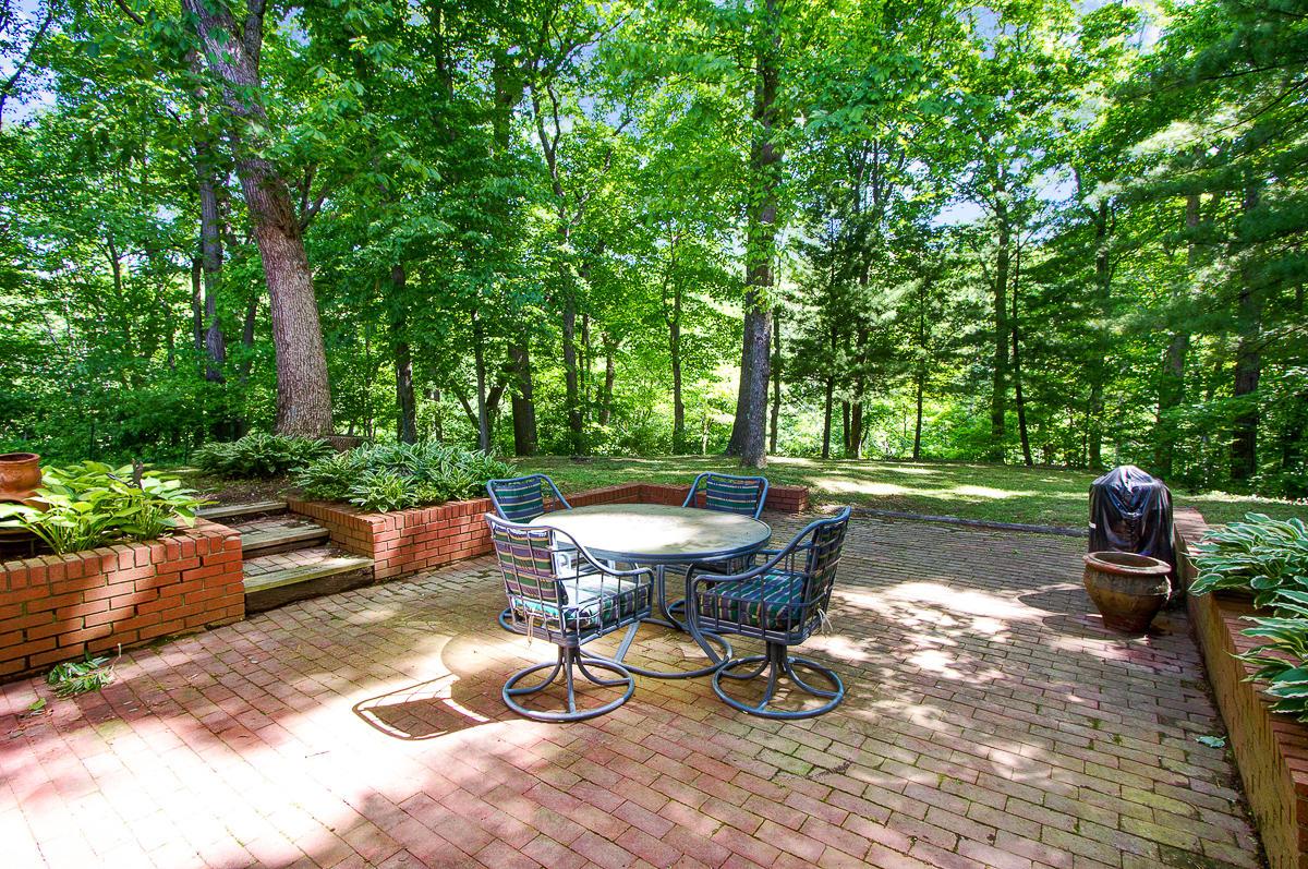 572 Home Road Delaware, OH 43015 - Photo 8 of 13 Gallery Image 8