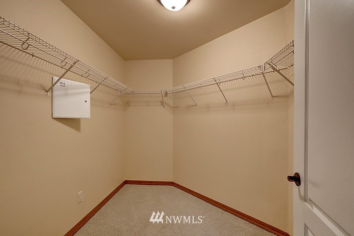 211 196th Place Southwest Bothell, WA 98012 - Photo 14 of 19
