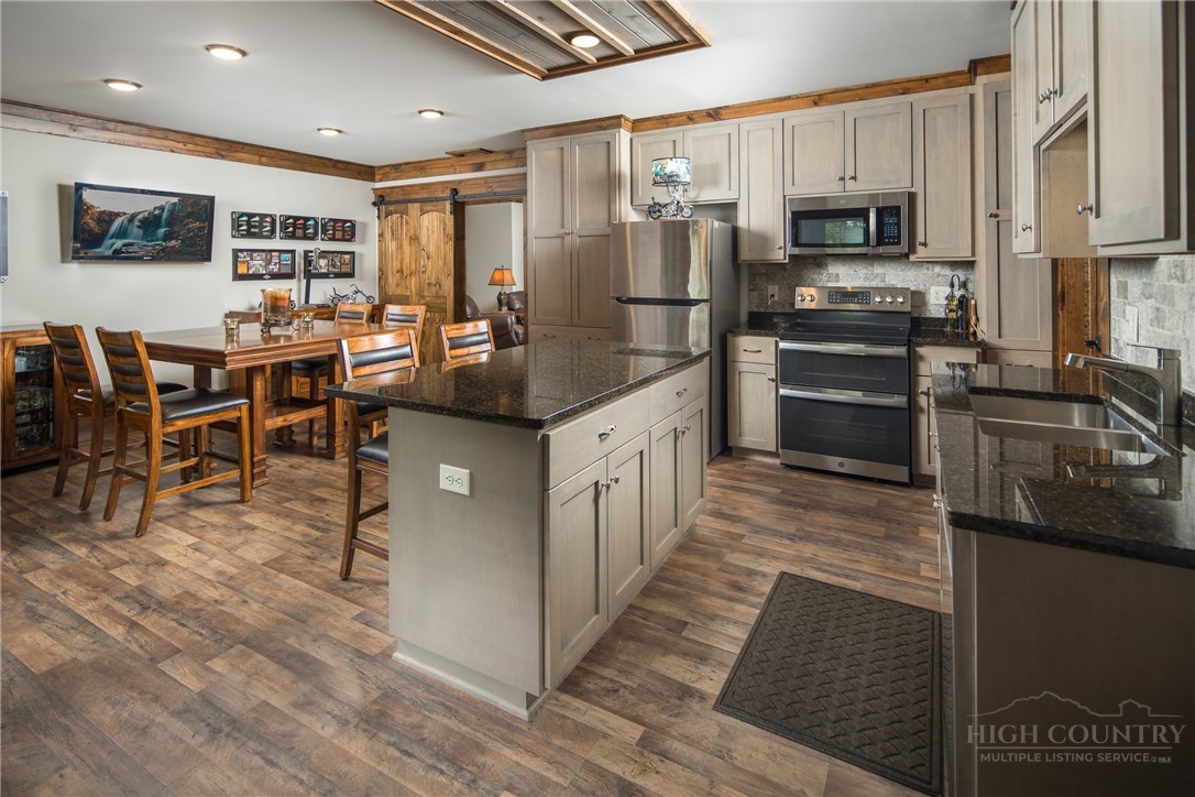 2274 Reynolds Parkway Boone, NC 28607 - Photo 35 of 50