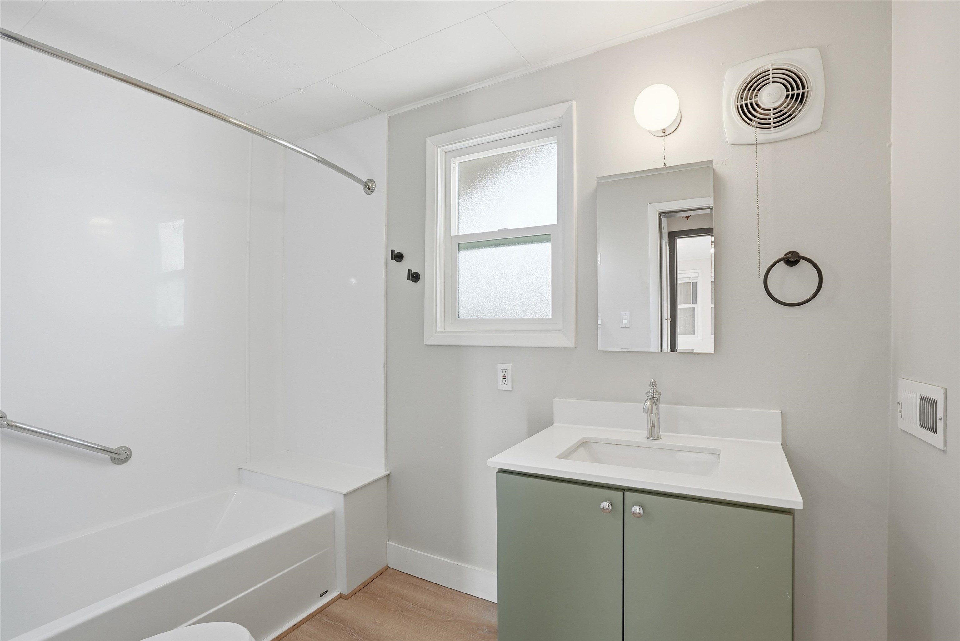 522 East 8th Avenue Spokane, WA 99202 - Photo 13 of 37