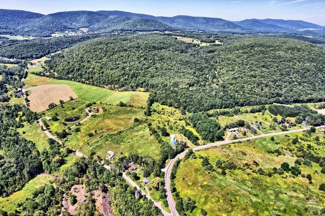 $1,450,000 | 15023 Highway 23, Prattsville, NY 12468