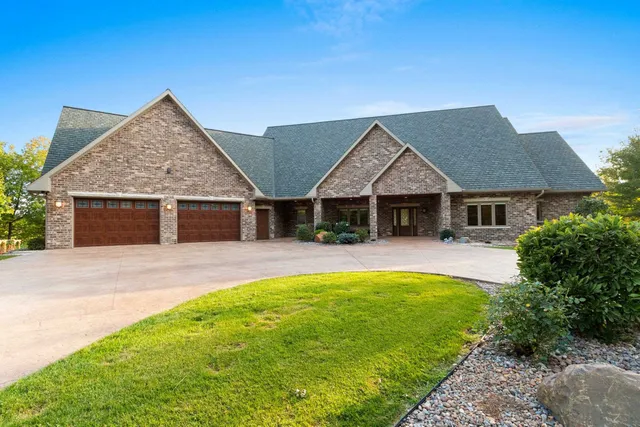 $1,299,000 | 315 West Highland Drive, Oconto Falls, WI 54154