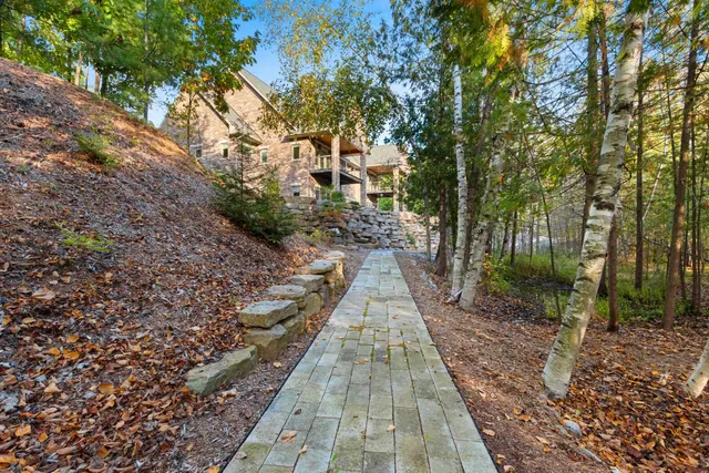 $1,299,000 | 315 West Highland Drive, Oconto Falls, WI 54154