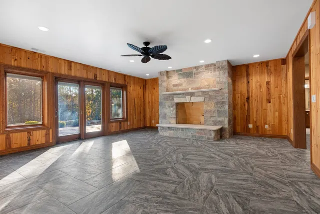 $1,299,000 | 315 West Highland Drive, Oconto Falls, WI 54154