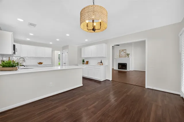 $399,500 | 2503 Falcon Ridge Street, Pearland, TX 77584