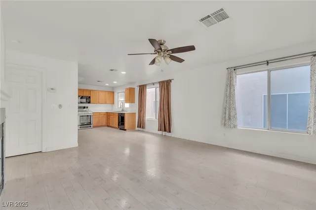 $398,000 | 542 Truffles Street, Henderson, NV 89015